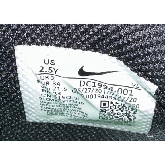 Nike Boys Team Hustle DC1994-001 Black/Green Basketball Shoes Sneakers Size 2.5Y - Picture 5 of 7